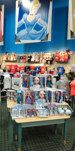 Gift Shop «Bargain World», reviews and photos, 12236 S Apopka Vineland # 200, Orlando, FL 32836, USA