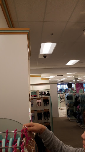 Department Store «T.J. Maxx», reviews and photos, 8510 N Evanston Ave, Kansas City, MO 64157, USA