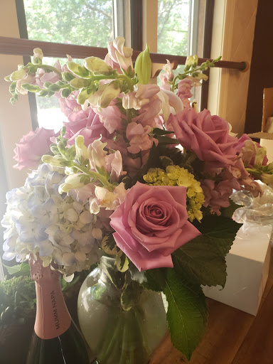 Florist «Conrad the Florist», reviews and photos, 924 Township Line Rd, Elkins Park, PA 19027, USA