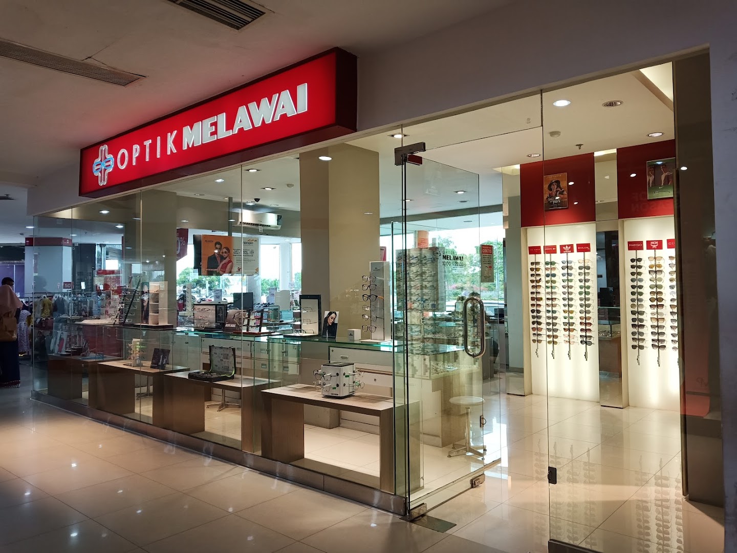Gambar Optik Melawai - Hermes Palace Mall Aceh