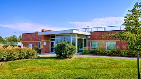 Algonquin College - Building V - Animal Health Care Facility