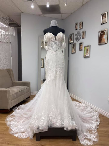 Bridal Shop «Bridal & Quince Amelia Alvillar», reviews and photos, 1718 N Zaragoza Rd, El Paso, TX 79936, USA