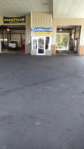 Used Car Dealer «Hagans Dodge Chrysler Motors», reviews and photos, 401 Builders Ln, Morrilton, AR 72110, USA