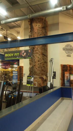 Gym «California Family Fitness», reviews and photos, 1975 Zinfandel Dr, Rancho Cordova, CA 95670, USA