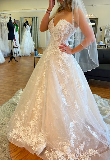 Bridal Shop «Amour Bridal», reviews and photos, 601 E Whitestone Blvd #408, Cedar Park, TX 78613, USA