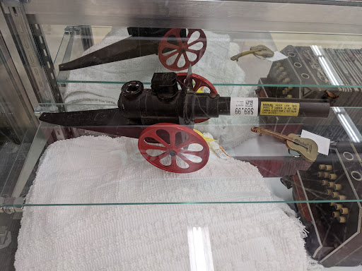 Thrift Store «Savers», reviews and photos, 1925 Pawtucket Ave, East Providence, RI 02914, USA