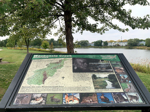 Park «Spring Lake Park», reviews and photos, 396 Springlake Ln, Aurora, IL 60504, USA