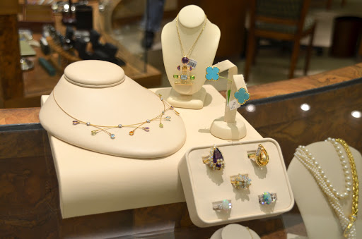 Jewelry Store «Argo & Lehne Jewelers», reviews and photos, 3100 Tremont Rd, Columbus, OH 43221, USA