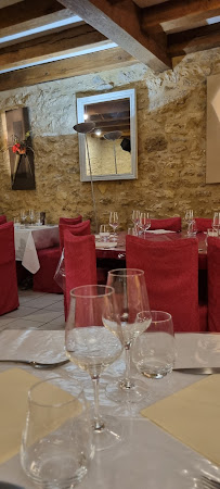 Atmosphère du Restaurant français La Petite Tonnelle à Beynac-et-Cazenac - n°18