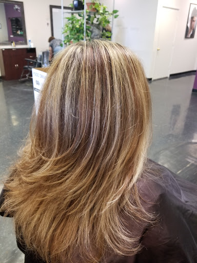 Beauty Salon «A Cut Above Family Haircare», reviews and photos, 3960 N Oracle Rd, Tucson, AZ 85705, USA