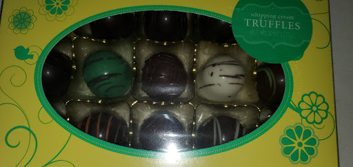 Chocolate Shop «Abdallah Candies and Gifts», reviews and photos, 6075 147th St W, Apple Valley, MN 55124, USA