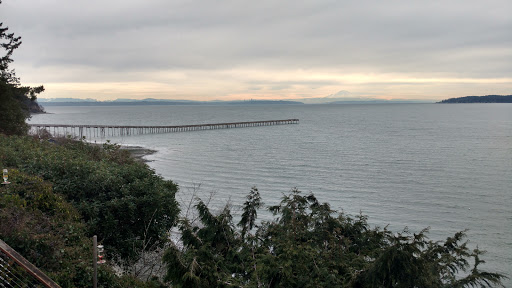 Grocery Store «Indianola Country Store & Deli», reviews and photos, 9175 NE Shore Dr, Indianola, WA 98342, USA