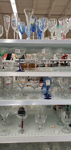 Thrift Store «Savers», reviews and photos, 50 Coon Rapids Blvd NW, Coon Rapids, MN 55448, USA
