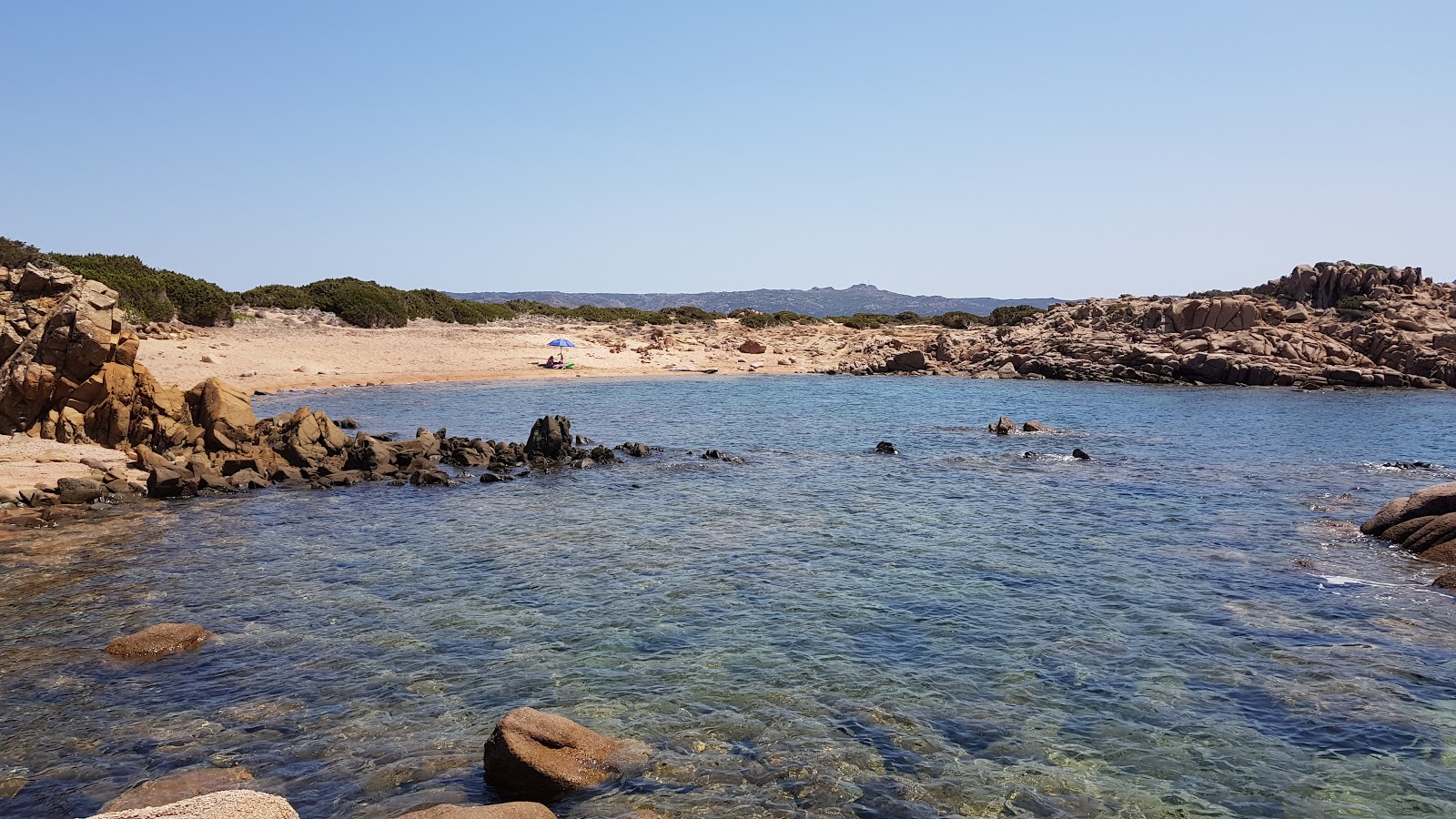 Photo de La Testa beach VII avec une baie minuscule
