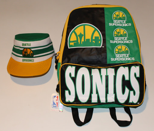 Thrift Store «Lucky Dog Clothing», reviews and photos, 8201 Greenwood Ave N, Seattle, WA 98103, USA