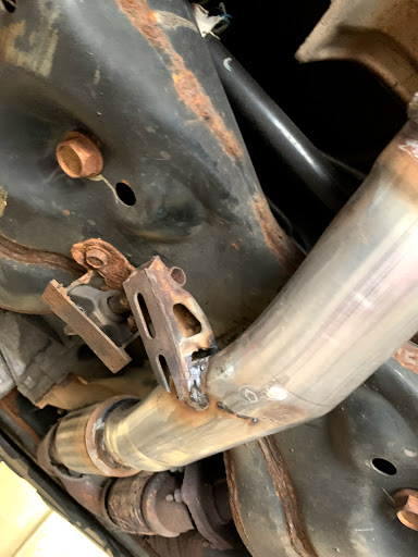 Auto Repair Shop «LOS ROSARIO AUTO REPAIR», reviews and photos, 36 Newport Ave, Pawtucket, RI 02861, USA