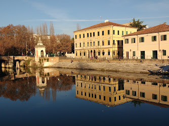 Ufficio Carriere Studenti - Università degli Studi di Padova