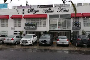 Kent Plaza Villas image