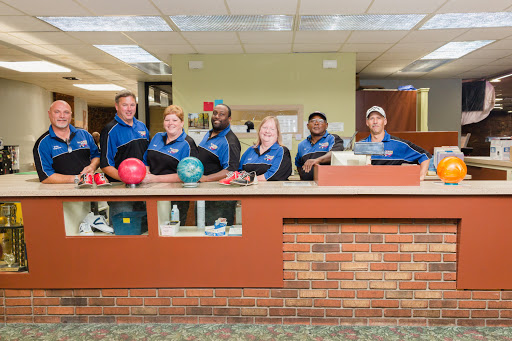 Bowling Alley «Sunset Bowl», reviews and photos, 2015 N Lewis Ave, Waukegan, IL 60087, USA