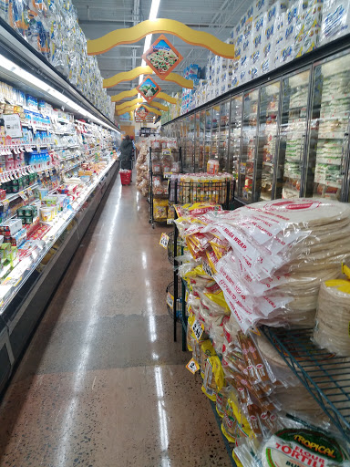 Grocery Store «C-Town Supermarkets», reviews and photos, 160 Colony St, Meriden, CT 06451, USA