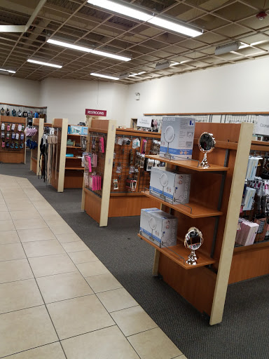 Clothing Store «Burlington Coat Factory», reviews and photos, 1300 N Larkin Ave, Joliet, IL 60435, USA