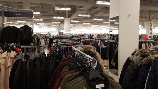 Department Store «Nordstrom Rack Kildeer Village Square», reviews and photos, 20393 N Rand Rd Suite 104, Kildeer, IL 60074, USA
