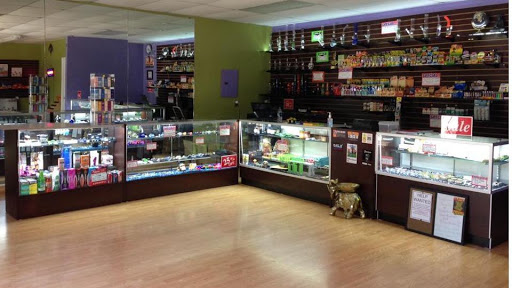 Tobacco Shop «Houston Smoke Shop and Novelties», reviews and photos, 8403 Almeda Rd c, Houston, TX 77054, USA
