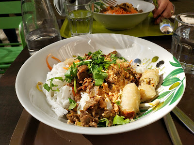 Restaurant Ô Bo Bun - 17 Rue St Jacques (Bo Bun, Nems, Riz Thai) à Grenoble