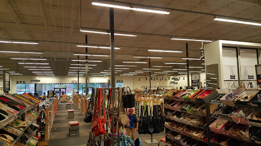 Shoe Store «DSW Designer Shoe Warehouse», reviews and photos, 7616 Farm to Market 1960 Rd W, Houston, TX 77069, USA