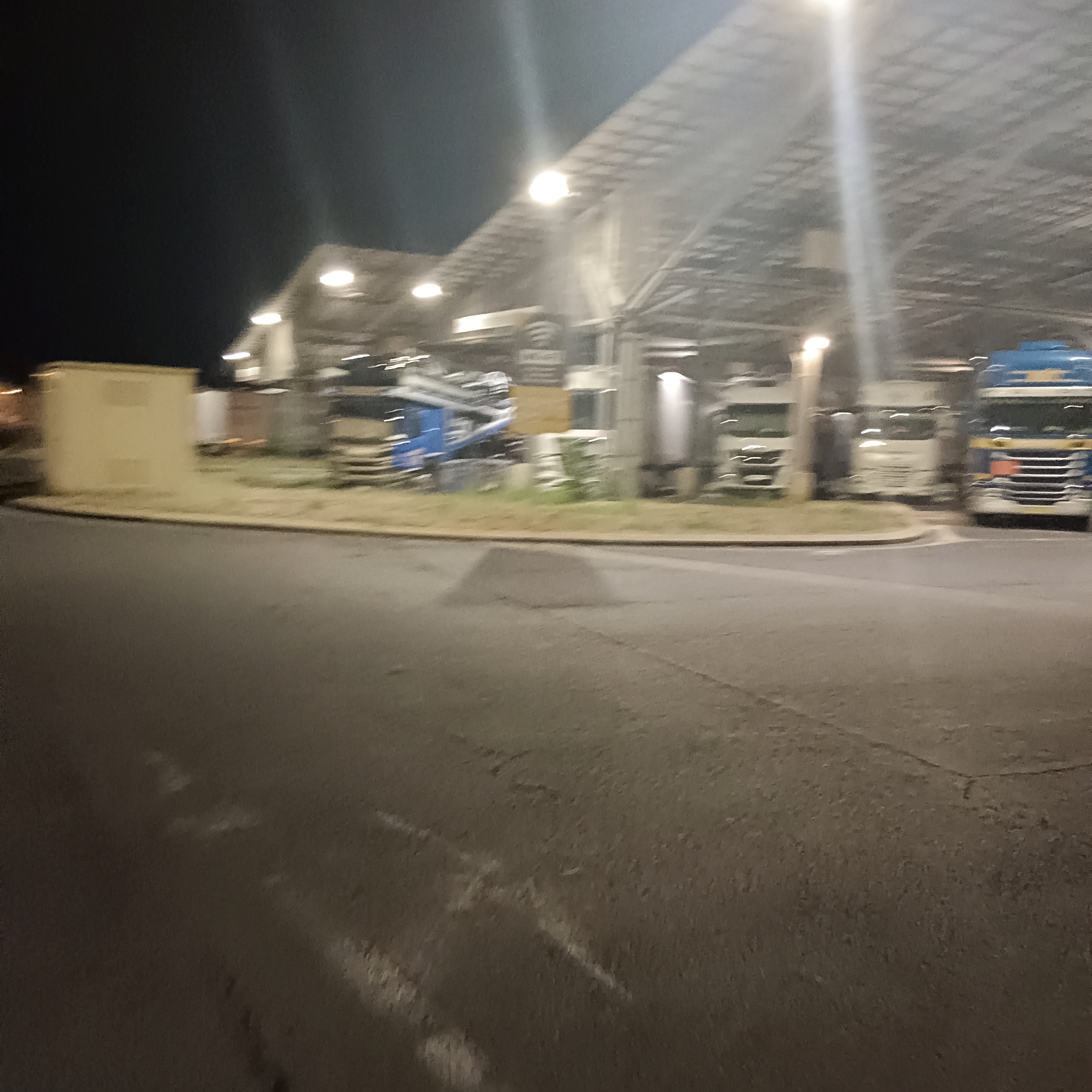 Photo n° 4 de l'avis de Rustambek.a fait le 04/09/2023 à 00:36