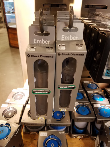 Outdoor Sports Store «Eastern Mountain Sports», reviews and photos, 3349 Monroe Ave, Rochester, NY 14618, USA