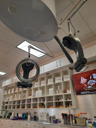 Hair Salon «Avant Garde Salon», reviews and photos, 11320 Legacy Ave #105, Palm Beach Gardens, FL 33410, USA