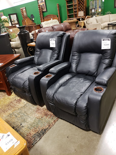 Furniture Store «Furniture On Consignment», reviews and photos, 4506 E 13th St N, Wichita, KS 67208, USA