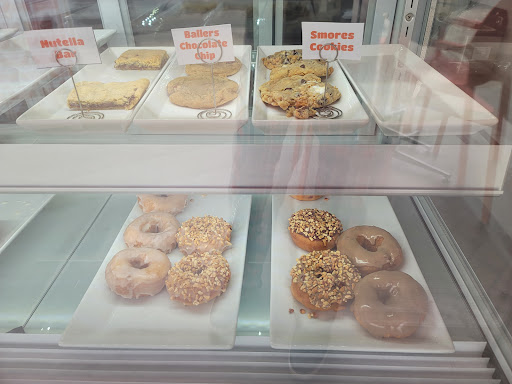Donut Shop «Donut Prince», reviews and photos, 407 Irving Dr, Burbank, CA 91504, USA
