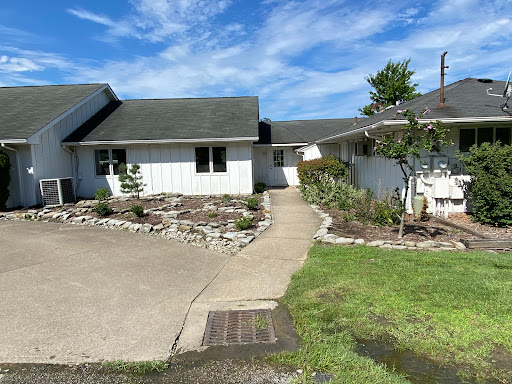 Golf Course «Airport Greens Golf Course», reviews and photos, 28980 White Rd, Willoughby Hills, OH 44092, USA