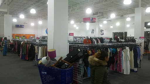 Thrift Store «Goodwill Retail Store & Donation Center», reviews and photos, 3871 Evergreen Pkwy, Bowie, MD 20716, USA