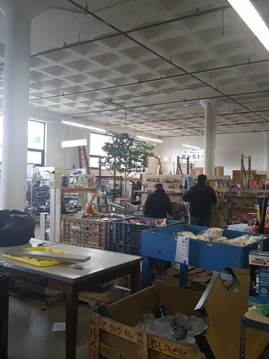Building Materials Store «Habitat For Humanity ReStore Elgin», reviews and photos, 800 N State St, Elgin, IL 60123, USA