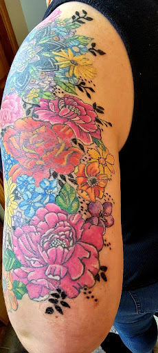 Explore tasmanian devil tattoo ideas, creative tattoo ideas in Bloomington, available at Iron & Ink Custom Tattoo And piercing.