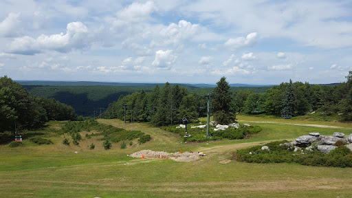 Ski Shop «Eagle Rock Resort Ski Shop», reviews and photos, Country Club Rd, Hazleton, PA 18202, USA