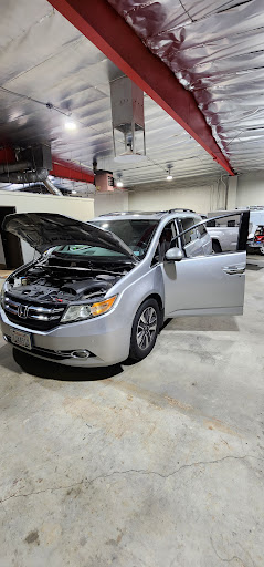 P&G Auto Glass image