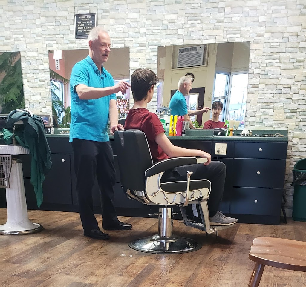 Steffan's Barber Shop 16428