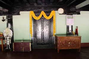 Thokuru Guthu House image