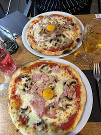 Pizza du Restaurant L'Arlequin à Gréoux-les-Bains - n°14