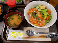 Soupe du Restaurant japonais authentique OKAWARI パリ15区のお弁当屋さん à Paris - n°15