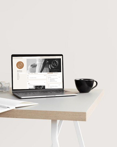 Wrenwilde Creative Boutique - Website Design | Branding + Logo | Social Media