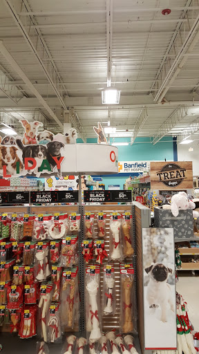 Pet Supply Store «PetSmart», reviews and photos, 8287 W Golf Rd, Niles, IL 60714, USA