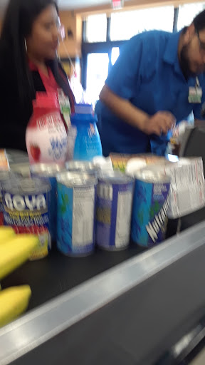 Supermarket «Tienda Fiesta Mart», reviews and photos, 210 E Davis St, Conroe, TX 77301, USA