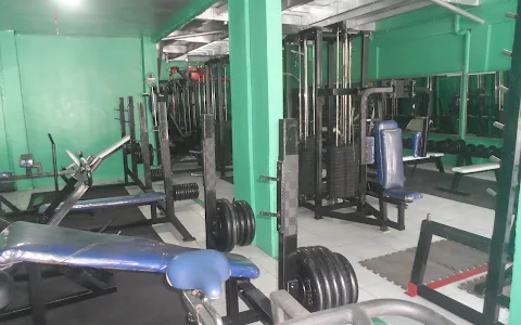 Quinta Fitness Center image