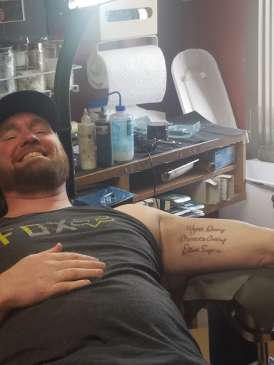 Tattoo Shop «New Skool Tattoo», reviews and photos, 24644 Telegraph Rd, Brownstown Charter Twp, MI 48134, USA