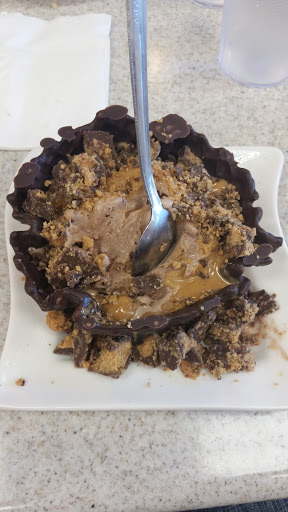 Ice Cream Shop «Oberweis Ice Cream and Dairy Store», reviews and photos, 4811 Dempster St, Skokie, IL 60077, USA